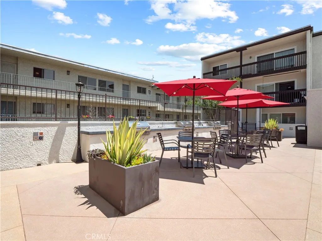 Additional image 87 of 5334 Lindley Avenue Unit 319, Encino, CA 91316