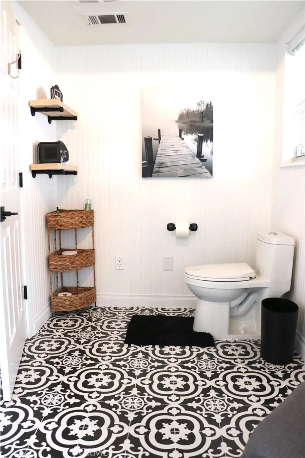 Additional image 66 of 16324 Crown Valley Dr, Apple Valley, CA 92307