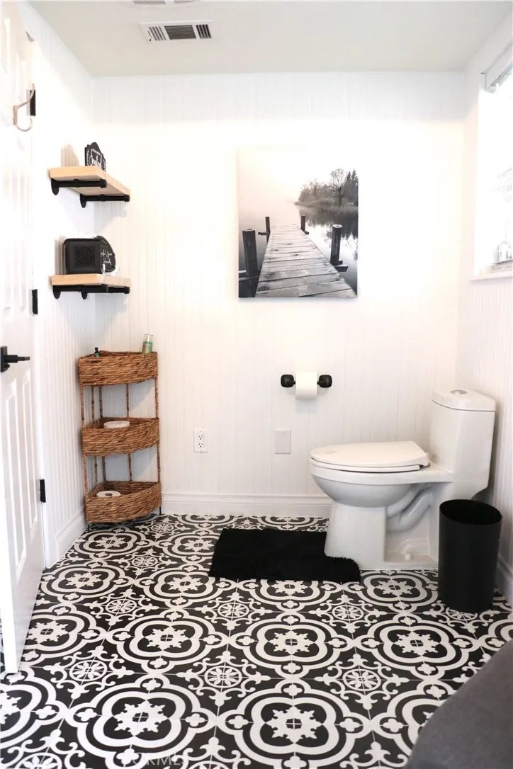 Additional image 140 of 16324 Crown Valley Dr, Apple Valley, CA 92307