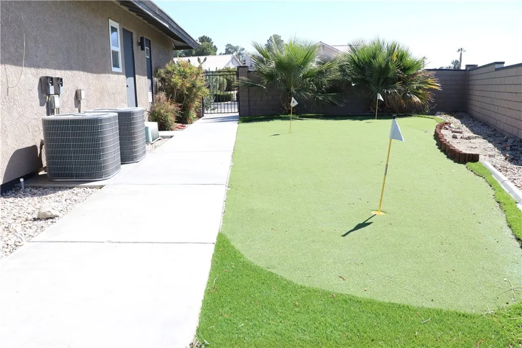 Additional image 146 of 16324 Crown Valley Dr, Apple Valley, CA 92307