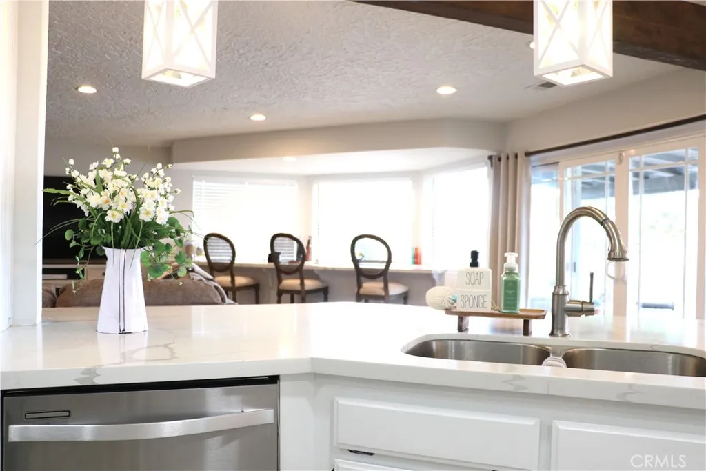 Additional image 109 of 16324 Crown Valley Dr, Apple Valley, CA 92307