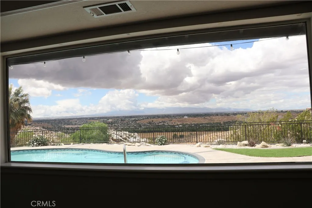 Additional image 20 of 16324 Crown Valley Dr, Apple Valley, CA 92307