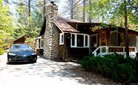 25860 Oakwood Street, Idyllwild, CA MLS: NDP2500139