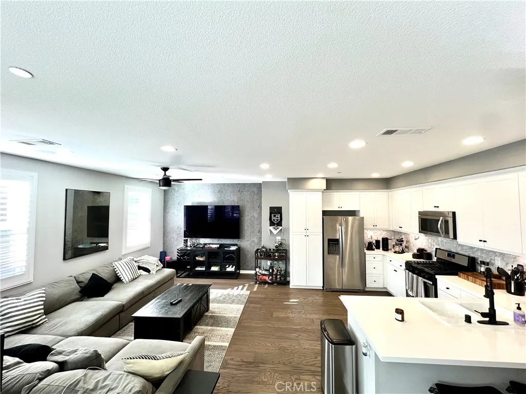 Additional image 7 of 8823 Jacaranda Ave, Montclair, CA 91763