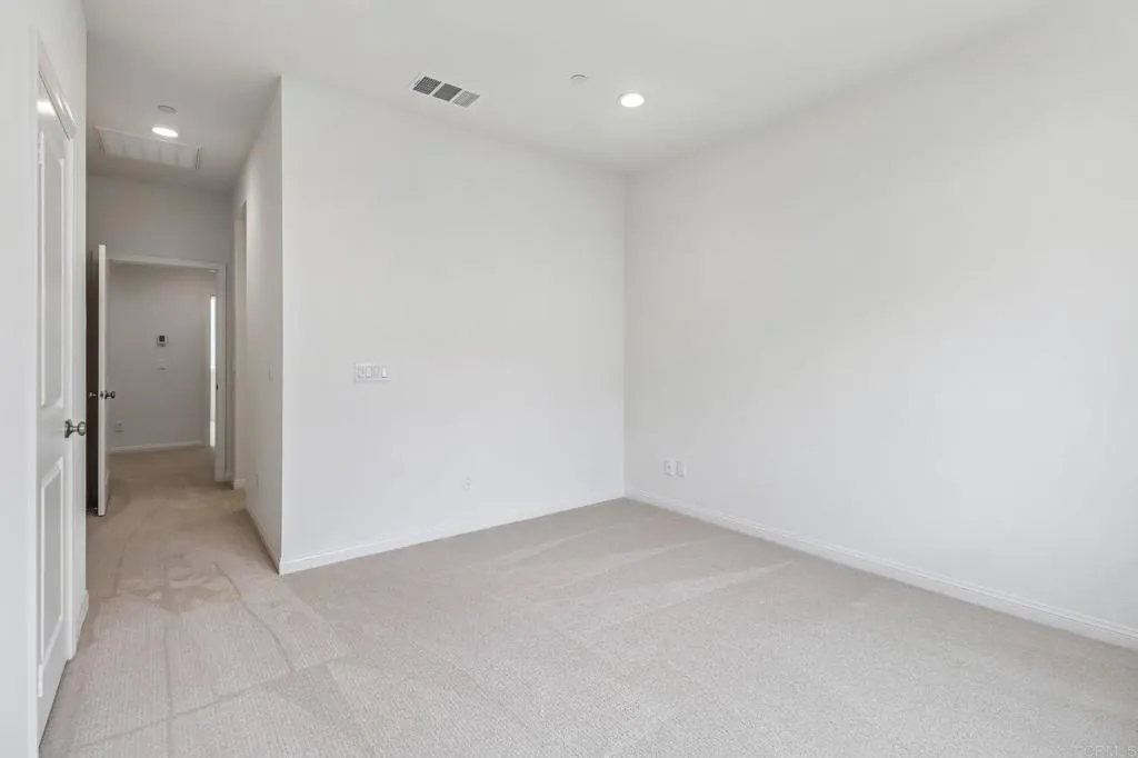 Additional image 12 of 533 Sandstone Court, El Cajon, CA 92020
