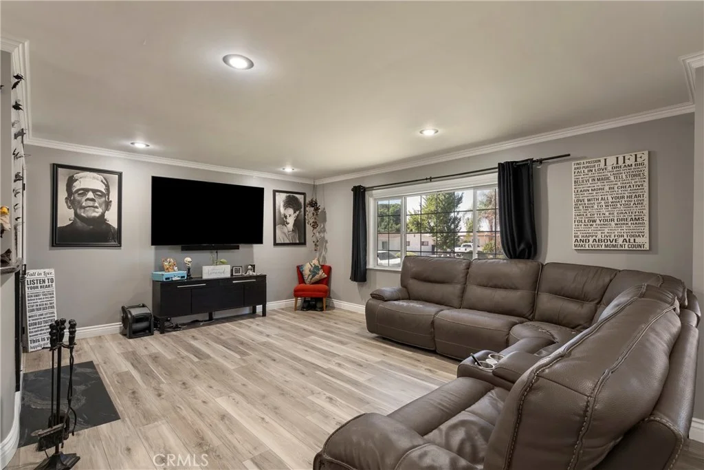 630 Carleton Ave, Claremont, CA 91711 photo 5