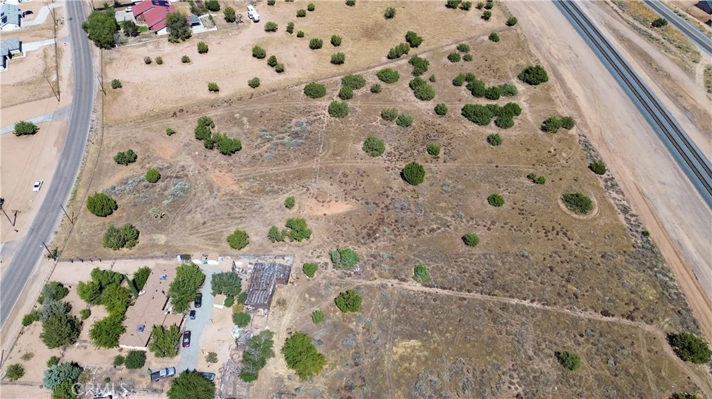 3 3rd Avenue, Hesperia, CA 92345