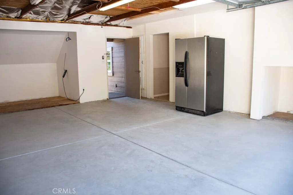 933 Eastside Rd, El Cajon, CA 92020