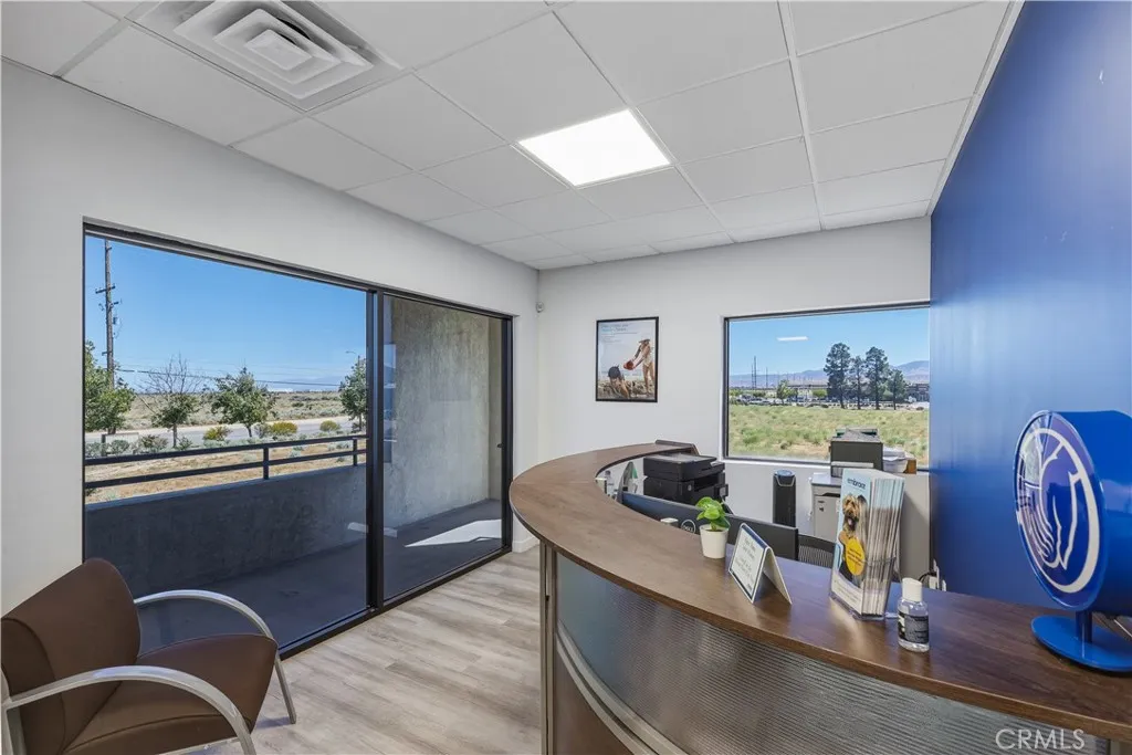Additional image 5 of 1008 W Avenue M14, Palmdale, CA 93551