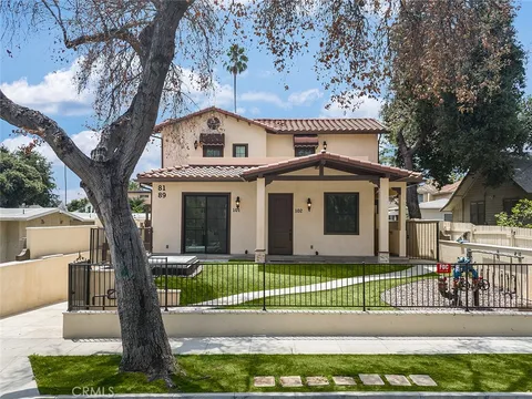89 N Grand Oaks Ave Unit 104, Pasadena, CA MLS: WS25100535