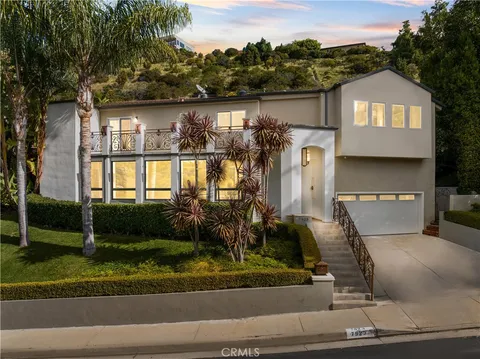 7923 Electra Drive, Los Angeles, CA MLS: WS25057637