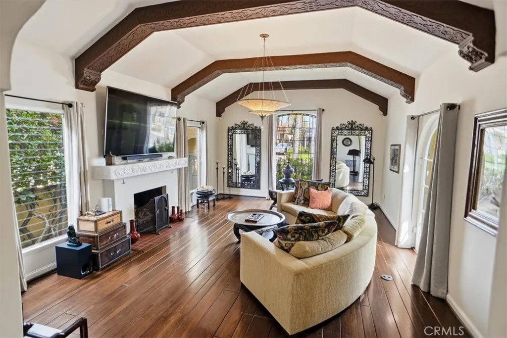 Additional image 32 of 1159 Alvira Street, Los Angeles, CA 90035