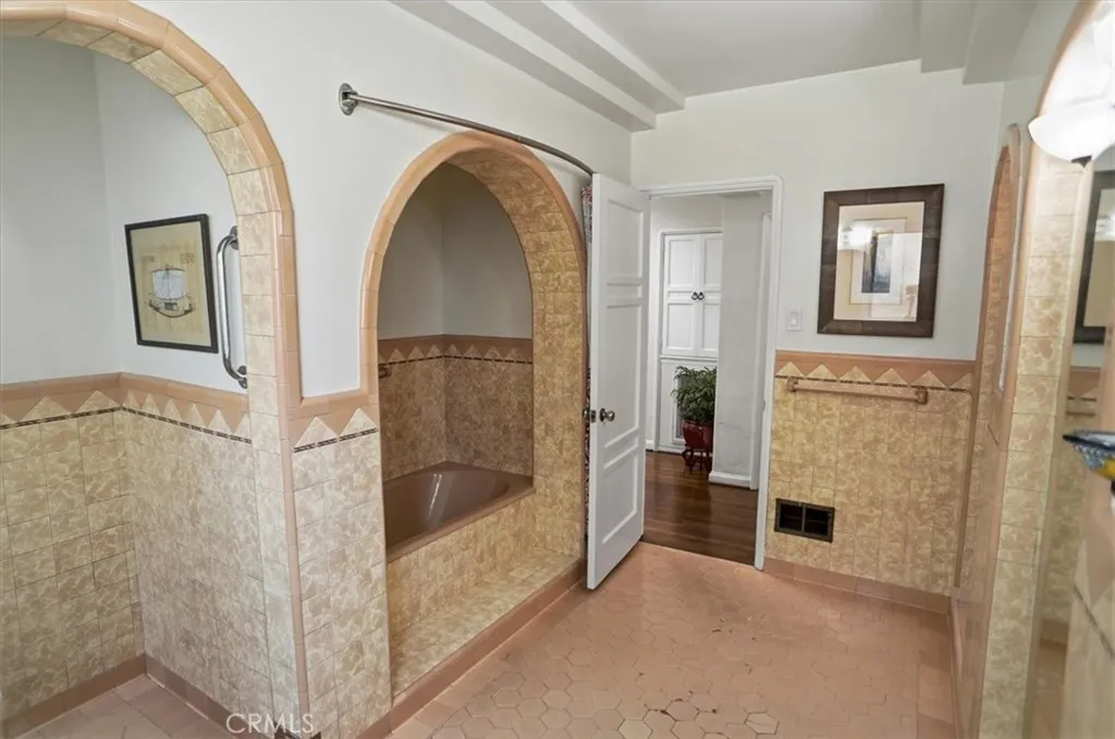 Additional image 46 of 1159 Alvira Street, Los Angeles, CA 90035