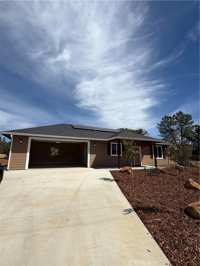561 Rustic Ln, Paradise, CA 95969