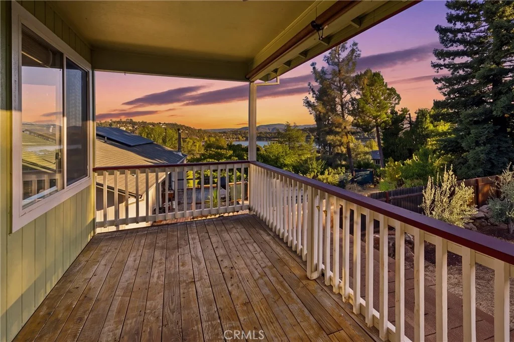 17265 Brookfield Rd, Hidden Valley Lake, CA 95467