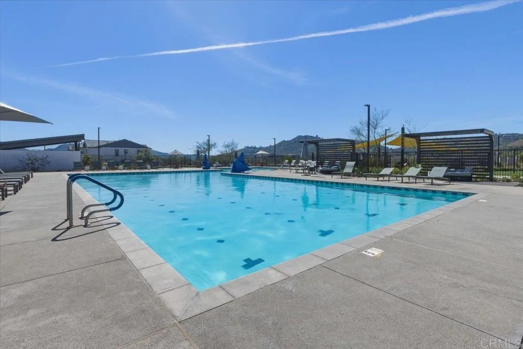 35180 Grove Trail, Fallbrook, CA 92028