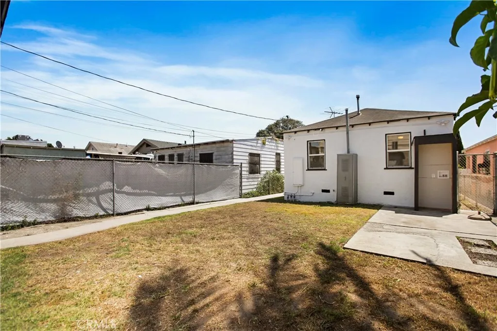 Additional image 47 of 1547 W 60th Place, Los Angeles, CA 90047