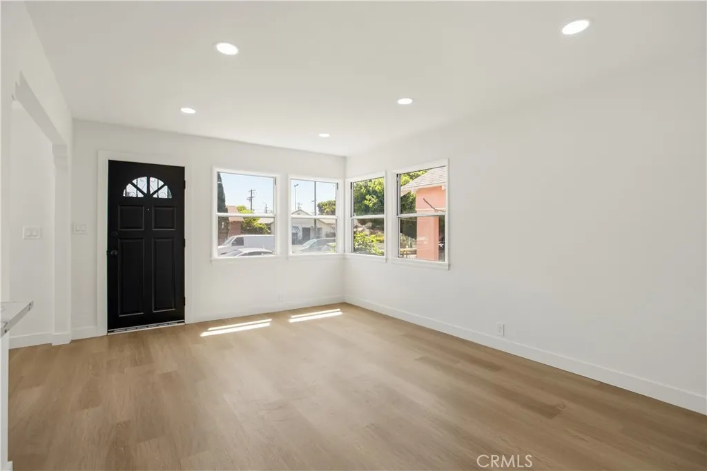 Additional image 31 of 1547 W 60th Place, Los Angeles, CA 90047
