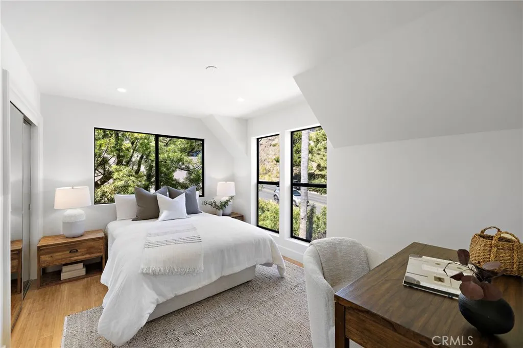 Additional image 76 of 725 Balboa Avenue, Laguna Beach, CA 92651