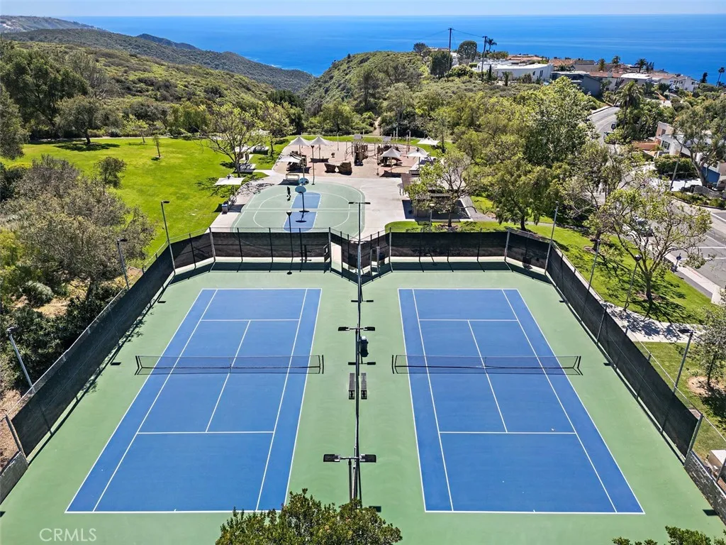 Additional image 86 of 725 Balboa Avenue, Laguna Beach, CA 92651