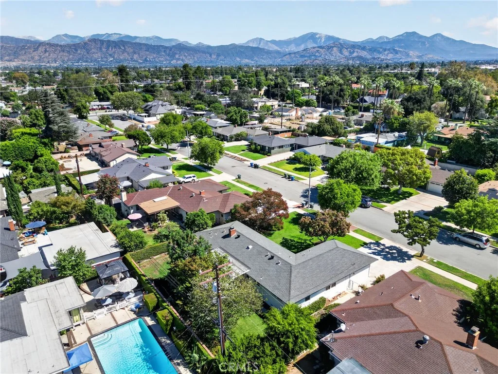 227 N Larkin Dr, Covina, CA 91722