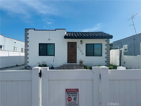 3206 W 59th Street, Los Angeles, CA 90043 - MLS#: DW25072688