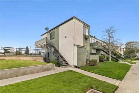 627 N Bristol Street Unit 36, Santa Ana, CA MLS: PW25013125