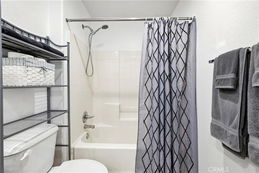 Additional image 74 of 20019 Christopher Ln, Saugus, CA 91350