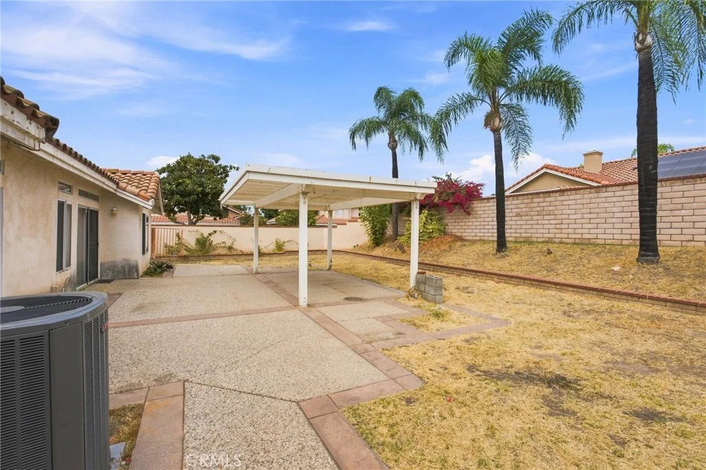 2127 E Bellbrook St, Covina, CA 91724