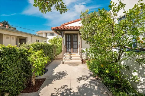 1853 N Allen Avenue, Altadena, CA MLS: CV25040790