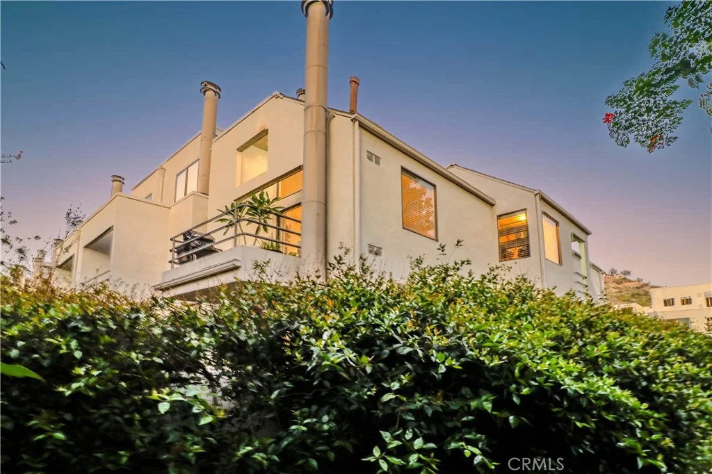 5744 E Creekside Ave Unit 21, Orange, CA 92869 photo 2