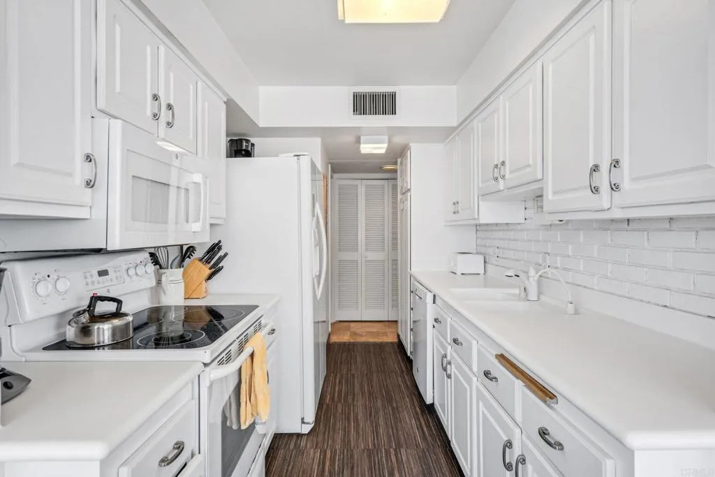 Additional image 77 of 1730 Avenida Del Mundo Unit 1007, Coronado, CA 92118