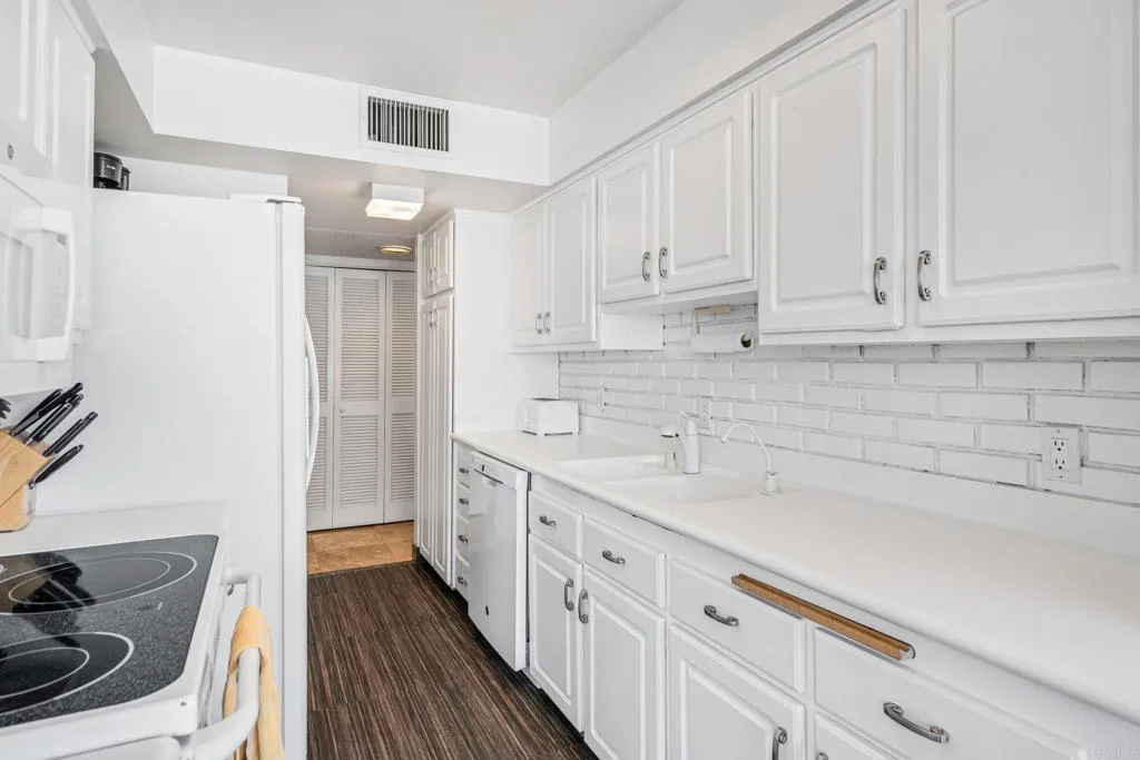 Additional image 78 of 1730 Avenida Del Mundo Unit 1007, Coronado, CA 92118