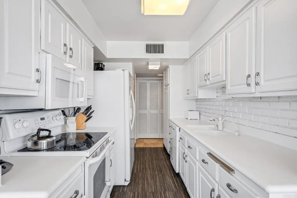 Additional image 81 of 1730 Avenida Del Mundo Unit 1007, Coronado, CA 92118