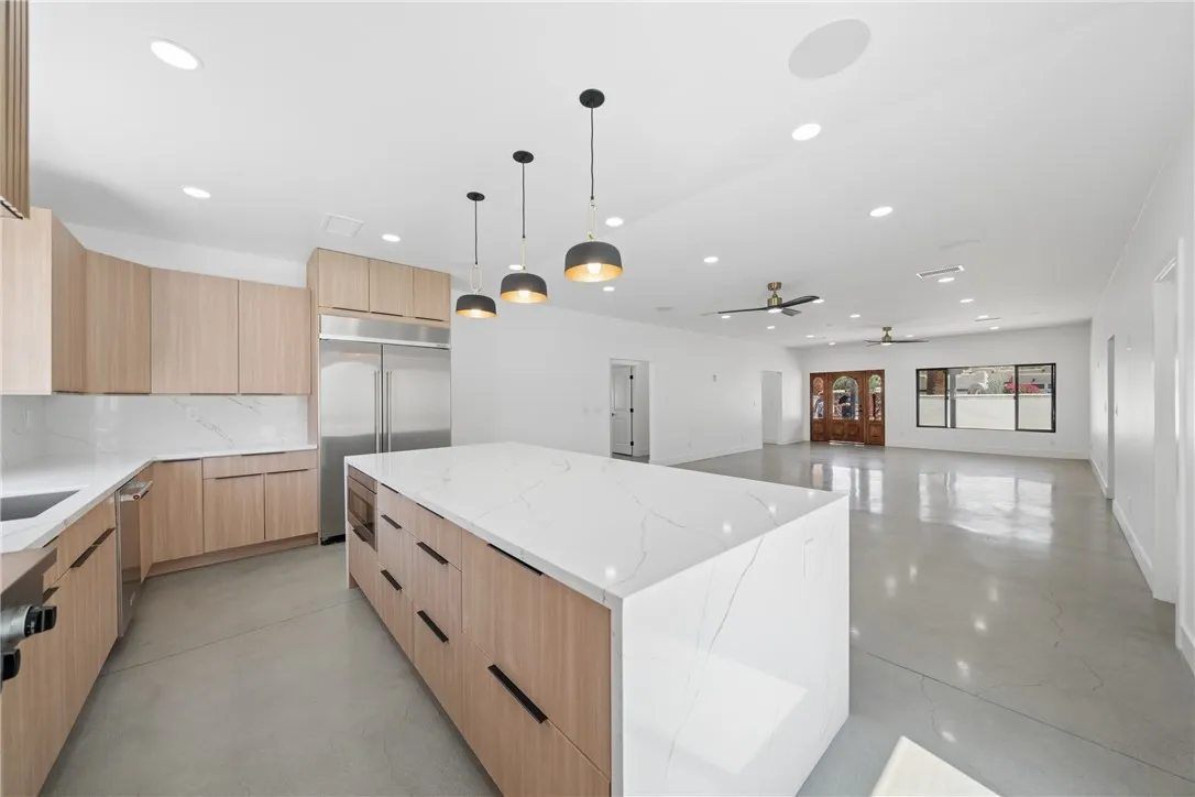 Additional image 90 of 54217 Eisenhower Dr, La Quinta, CA 92253