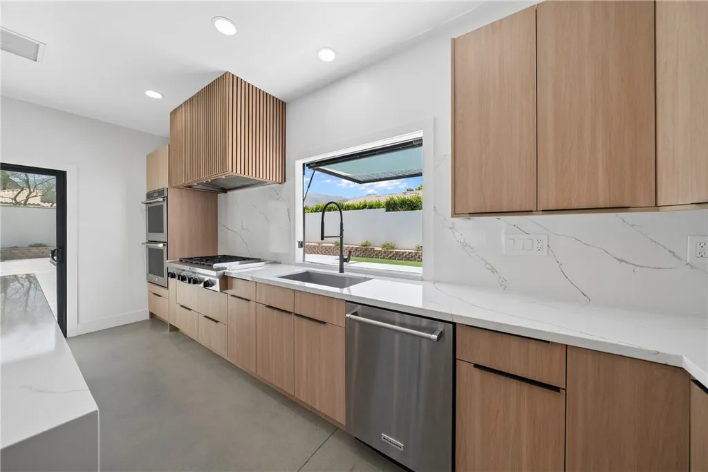 Additional image 26 of 54217 Eisenhower Dr, La Quinta, CA 92253