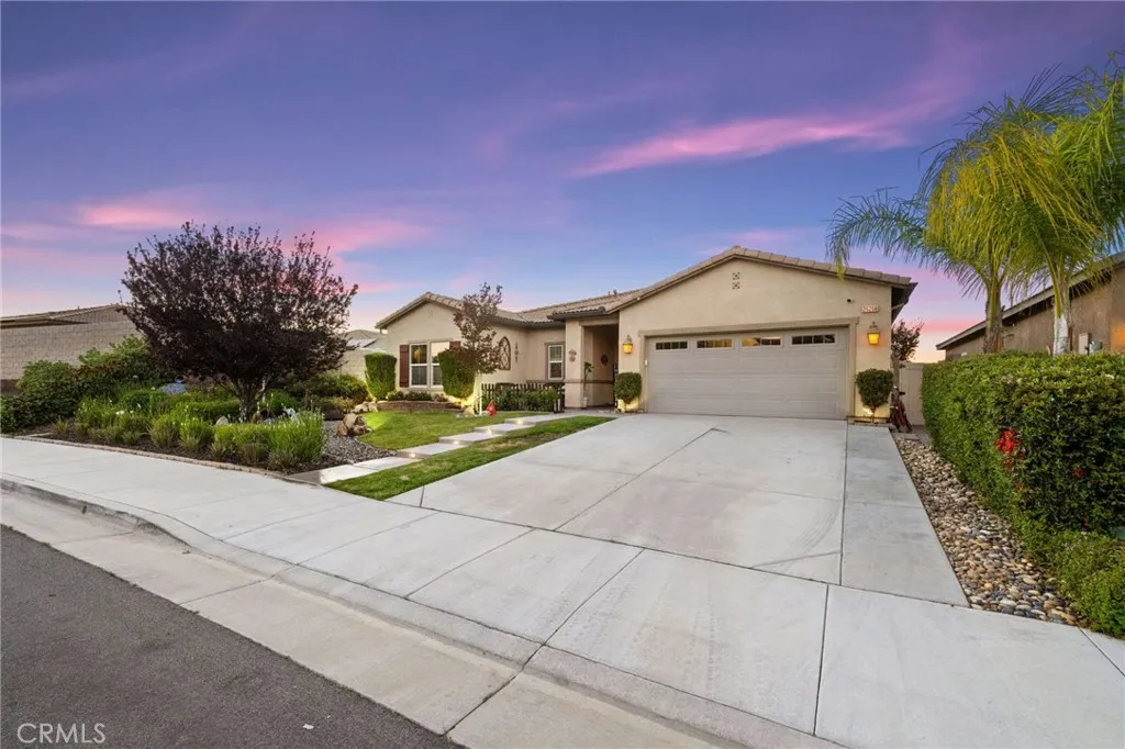 26266 Redoak Street, Menifee, CA 92584