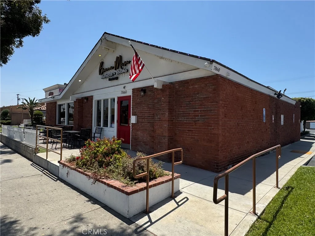 7860 Florence Ave, Downey, CA 90240
