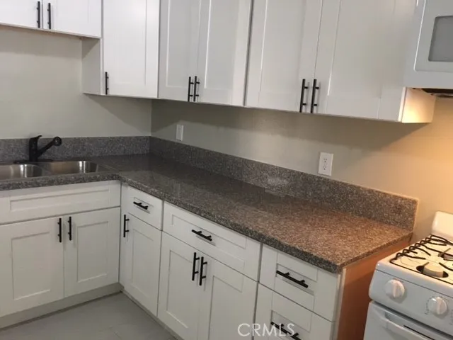 Additional image 33 of 1634 W Parade St, Long Beach, CA 90810