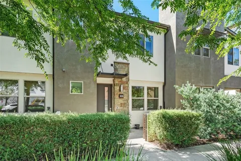 19541 Cardigan Drive, Northridge, CA MLS: SR25101618