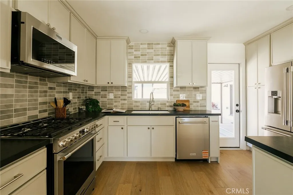 Additional image 64 of 5837 E Gossamer Street, Long Beach, CA 90808