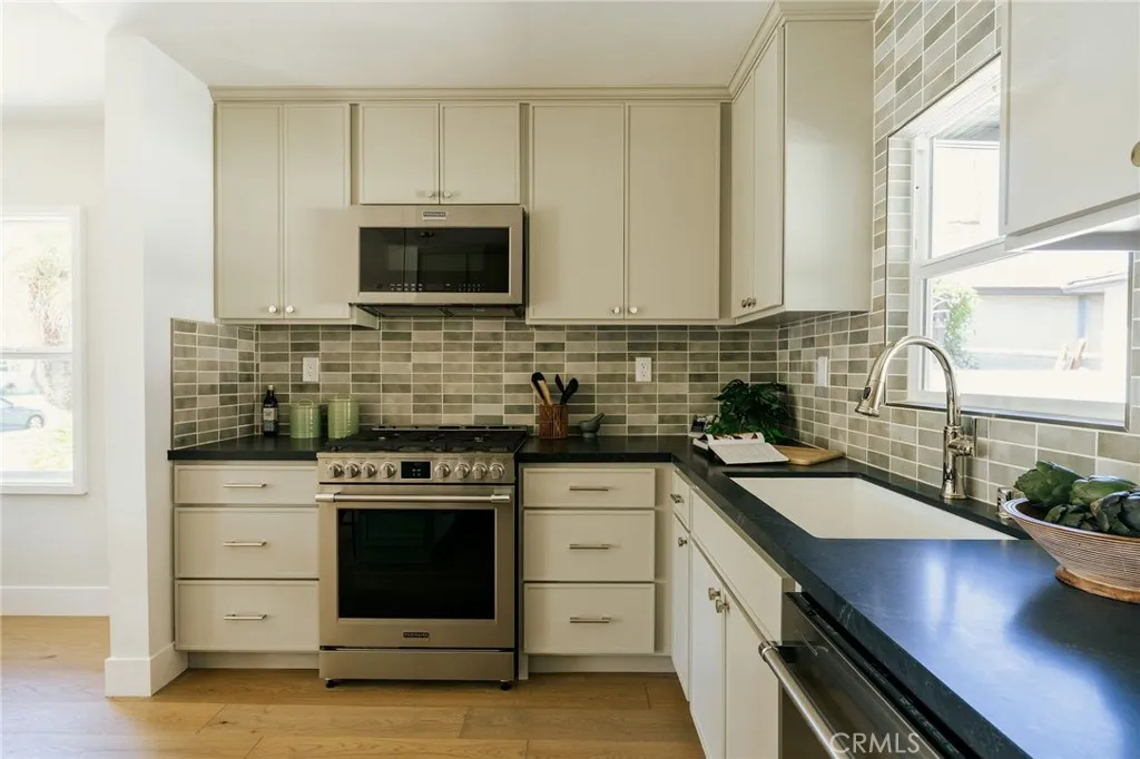Additional image 15 of 5837 E Gossamer Street, Long Beach, CA 90808