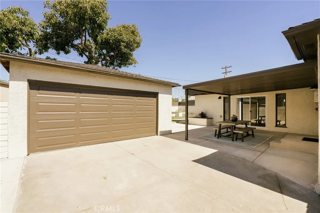 Additional image 102 of 5837 E Gossamer Street, Long Beach, CA 90808