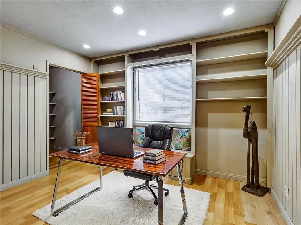 Additional image 4 of 2470 Hayes Ave, Long Beach, CA 90810