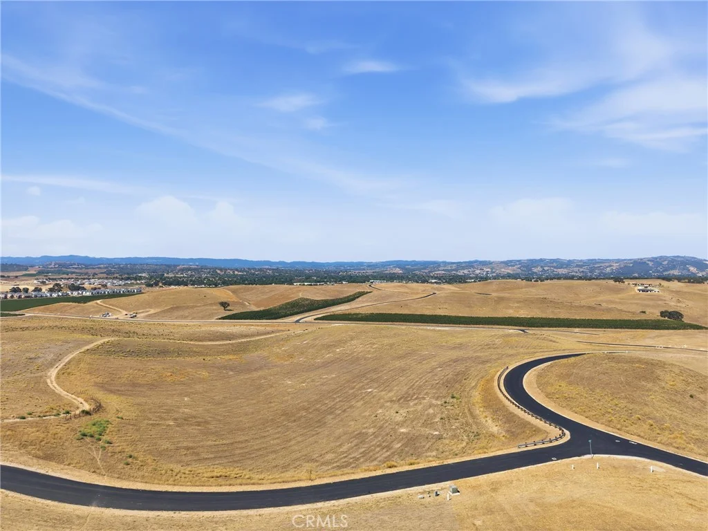 500 Priska, Paso Robles, CA 93446 photo 5