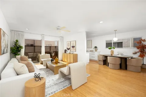 358 S Gramercy Place Unit 306, Los Angeles, CA MLS: AR25102842
