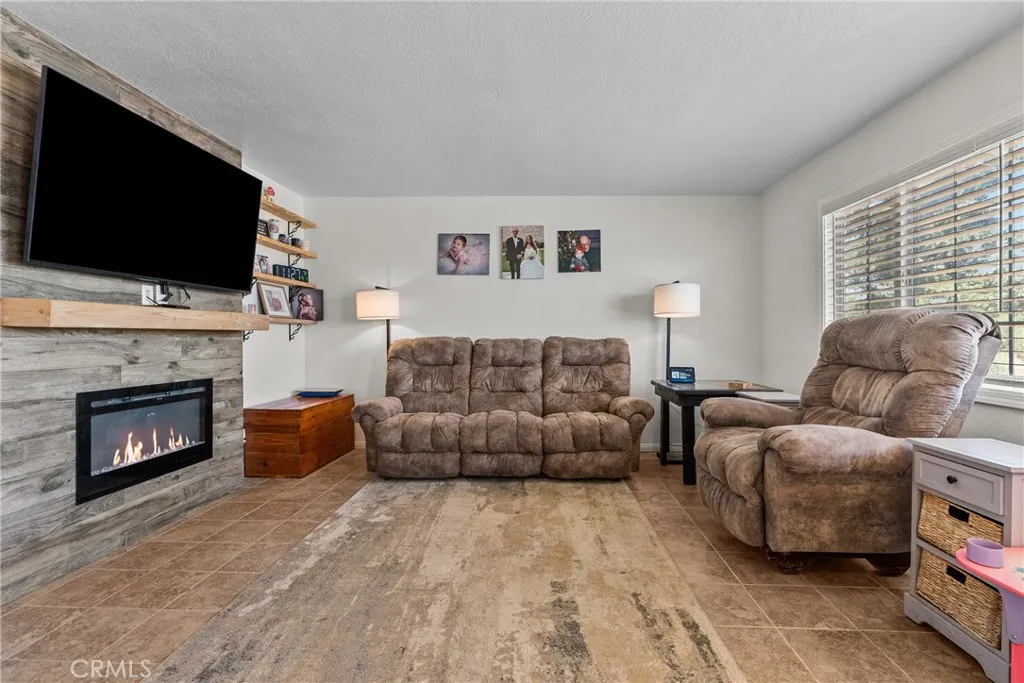 Additional image 22 of 3521 E Avenue T4, Palmdale, CA 93550