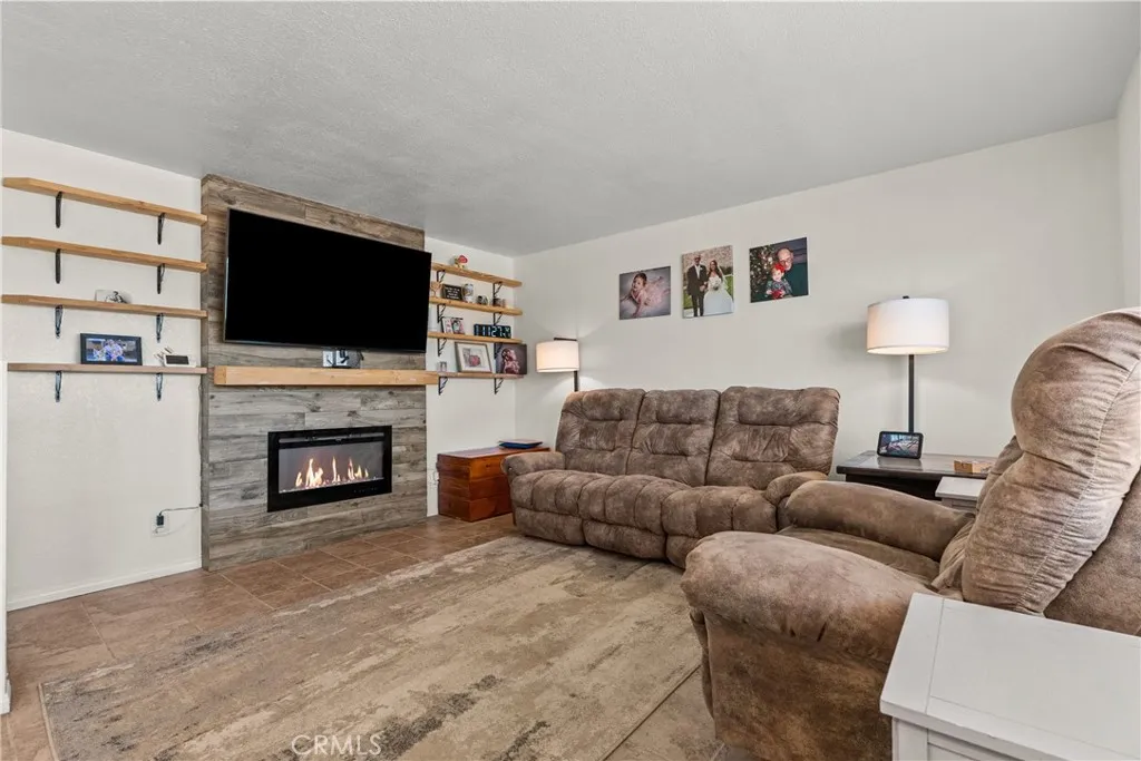 Additional image 86 of 3521 E Avenue T4, Palmdale, CA 93550