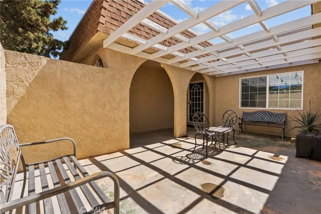 Additional image 7 of 3521 E Avenue T4, Palmdale, CA 93550