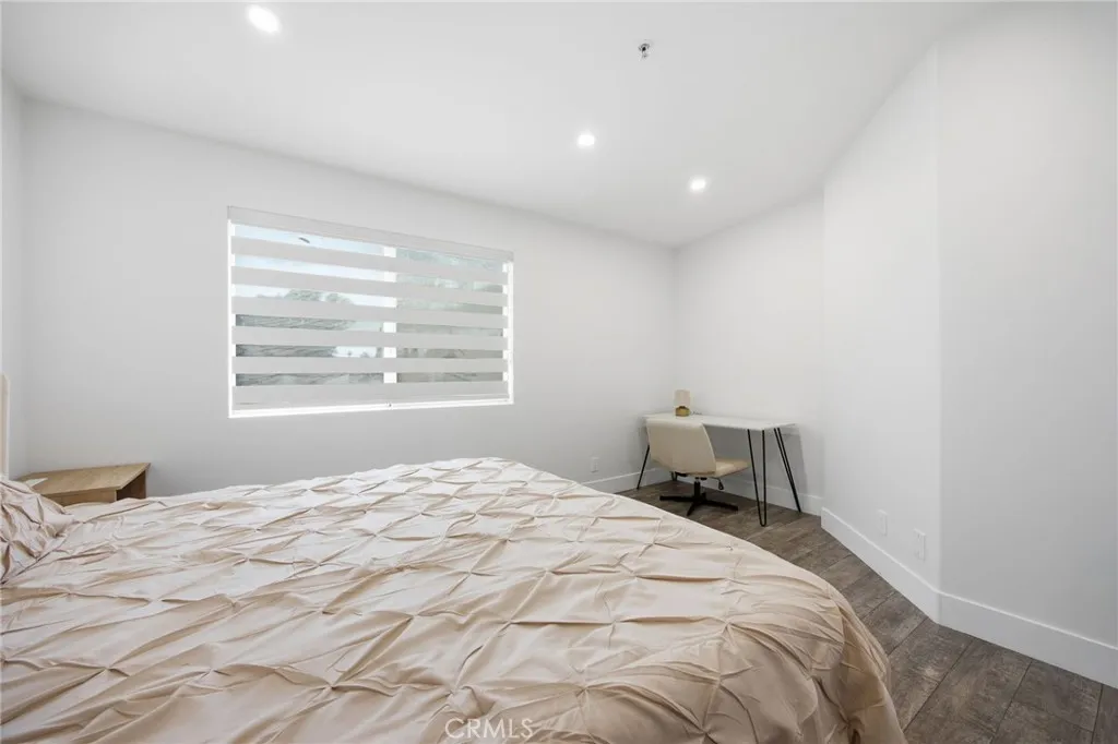 Additional image 18 of 15455 Sherman Way Unit 27, Van Nuys, CA 91406